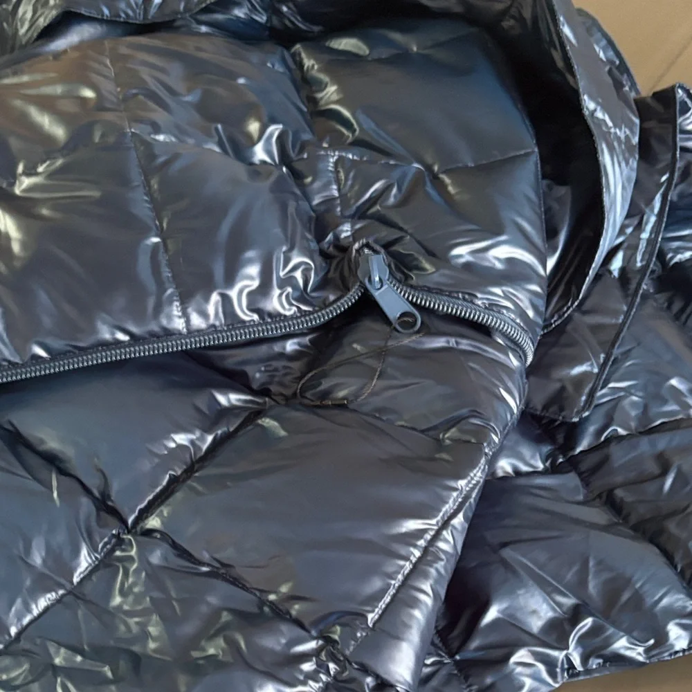 Luxurious Navy Blue Quilted Throw Blanket